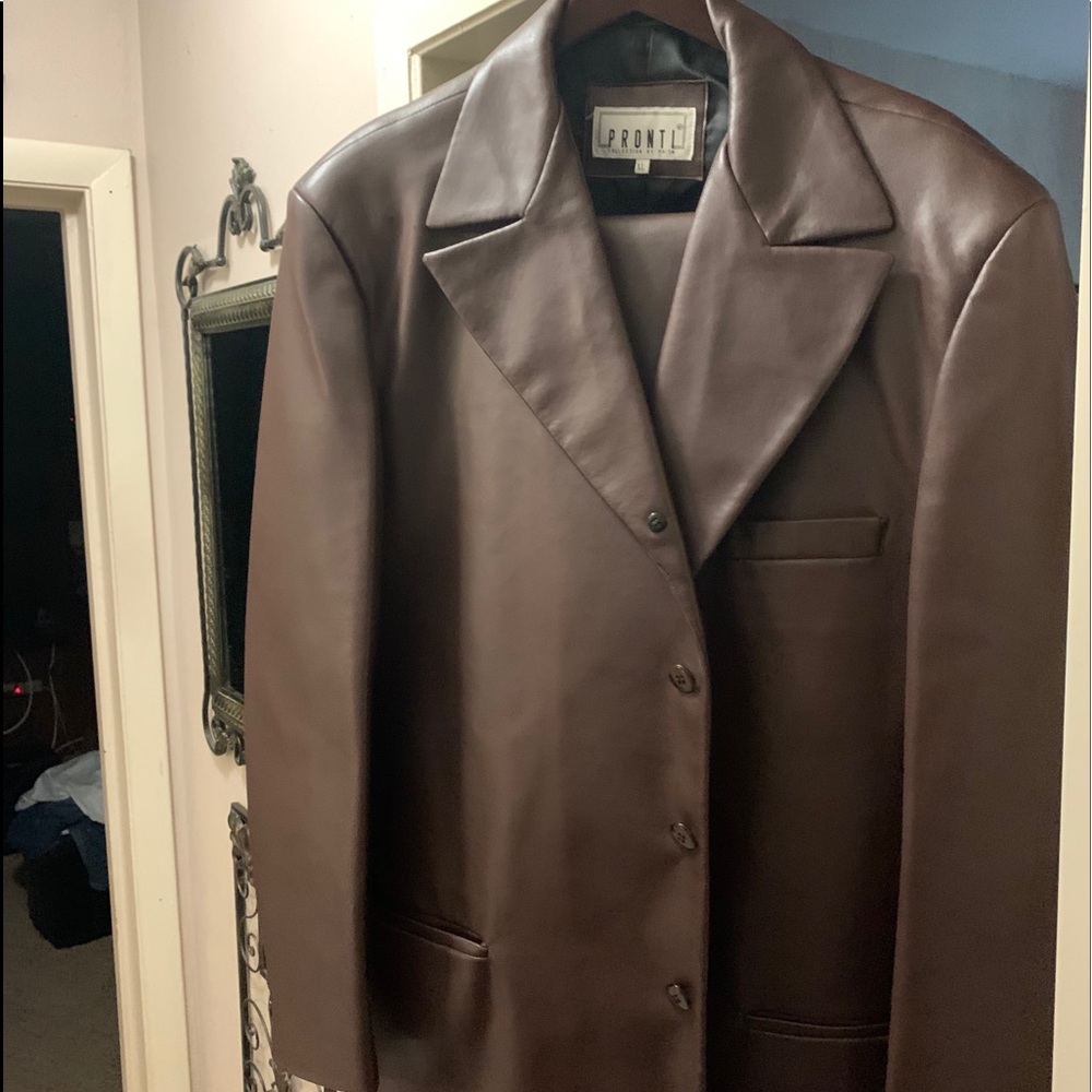 Men’s brown suit by Pronti .